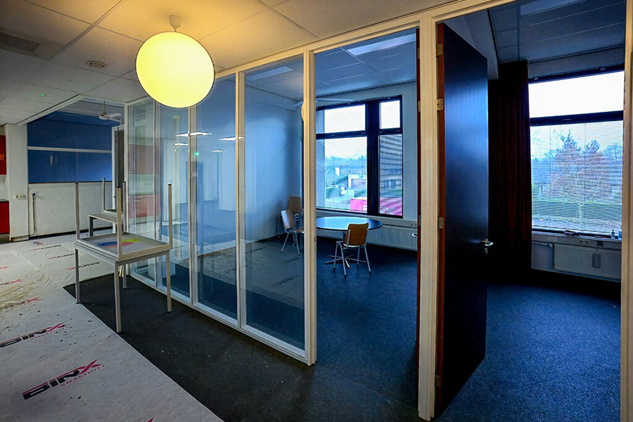 Mozaiek een van de kantoorruimten